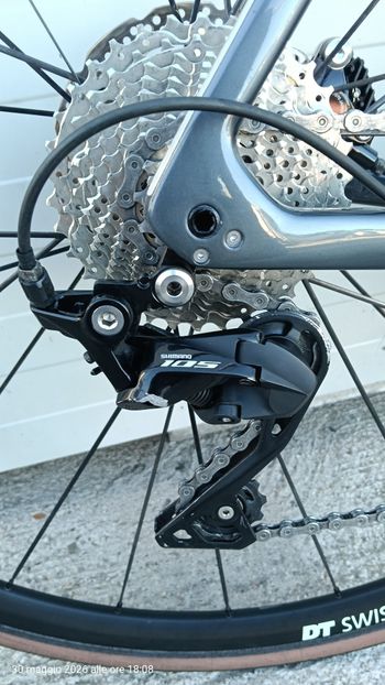 Used Trek Emonda SL6 2022 Road & Gravel, Light Gray — image 5 of 13