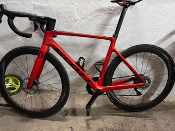 Tweedehands Scott Addict RC Pro 2023 2023 Road & Gravel — afbeelding 2 van 5