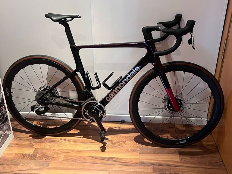 Used Cannondale SuperSix EVO Hi-MOD 1 2024 2024 Road & Gravel, Black — image 1 of 5