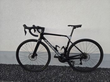 Used Merida SCULTURA 6000 Di2 2024 2024 Road & Gravel, Black — image 9 of 12