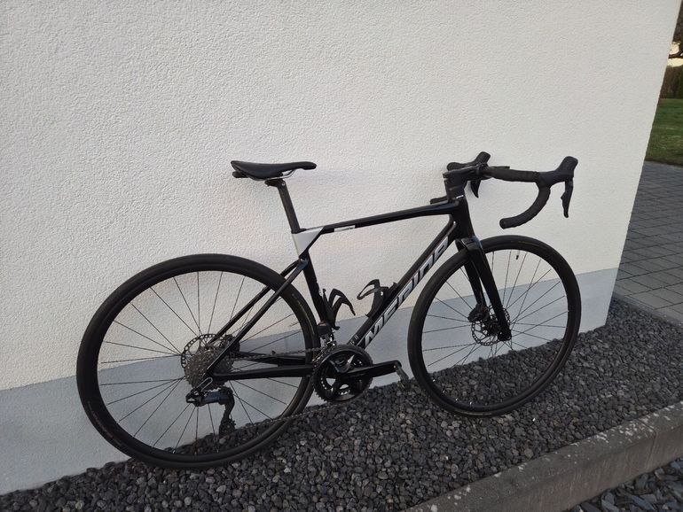 Used Merida SCULTURA 6000 Di2 2024 2024 Road & Gravel, Black — image 1 of 12