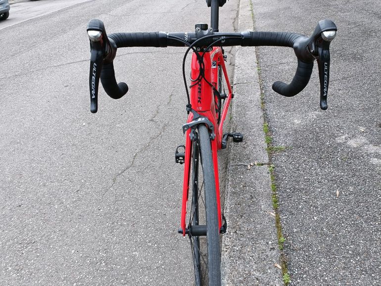 Used Trek Émonda SL 6 2018 2018 Road & Gravel, Rosso — image 5 of 9