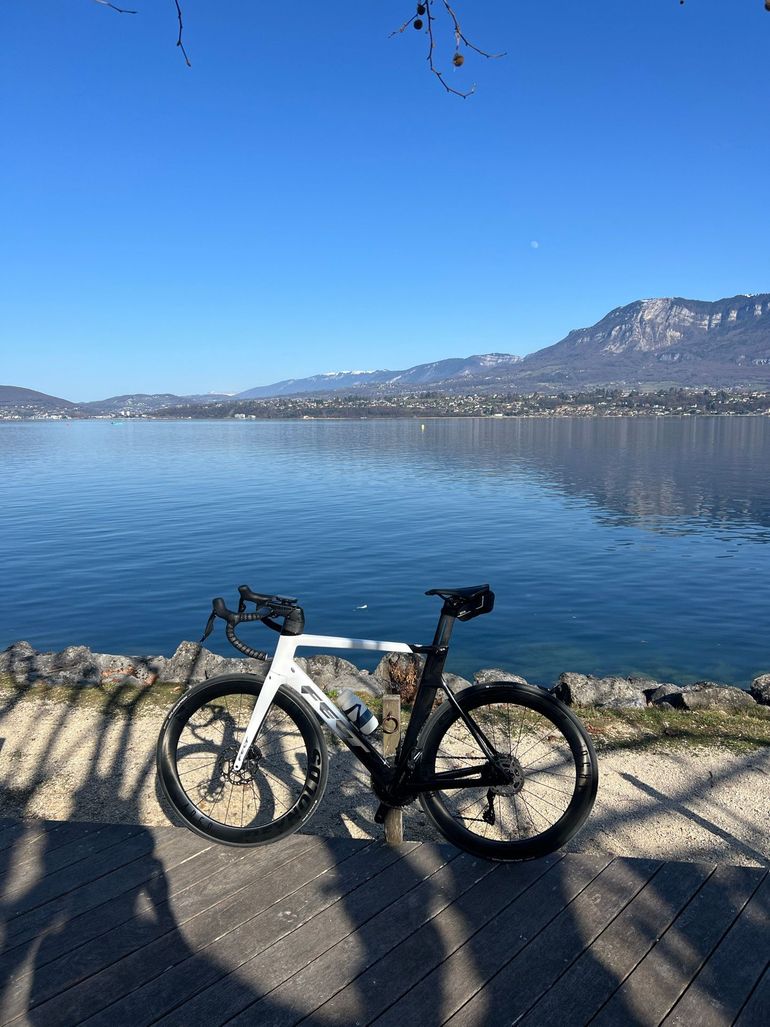 Used Felt AR Advanced 105 Di2 2023 2023 Road & Gravel, White — image 2 of 3