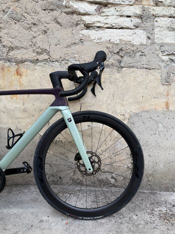 Used Focus IZALCO MAX 8.8 2024 2024 Road & Gravel — image 5 of 8