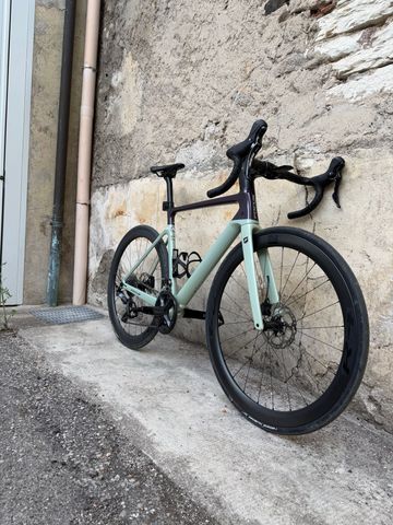 Brugt Focus IZALCO MAX 8.8 2024 2024 Road & Gravel — billede 7 af 8