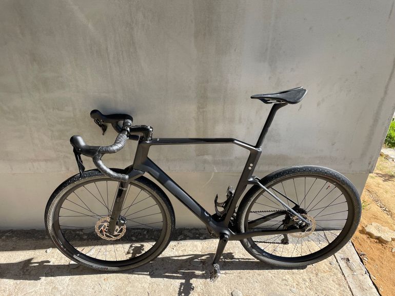 Used Rondo RATT CF 2 2024 2024 Road & Gravel, Black — image 1 of 4