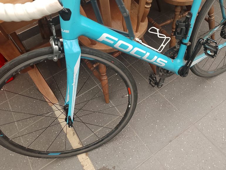 Used Focus Focus Cayo Carbon AG2R - XL 2017 2017 Road & Gravel — image 2 of 14
