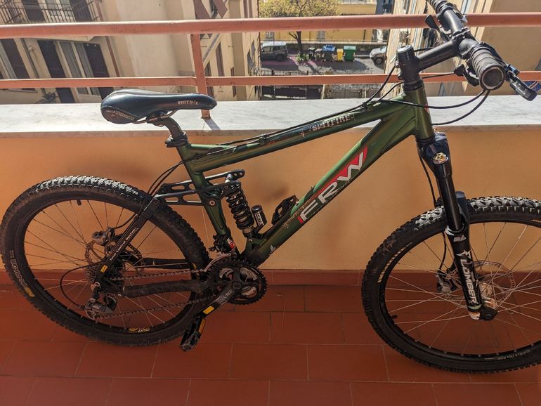 Used FRW FRW Custom Shimano Deore 2009 Mountainbike, Green — image 1 of 5