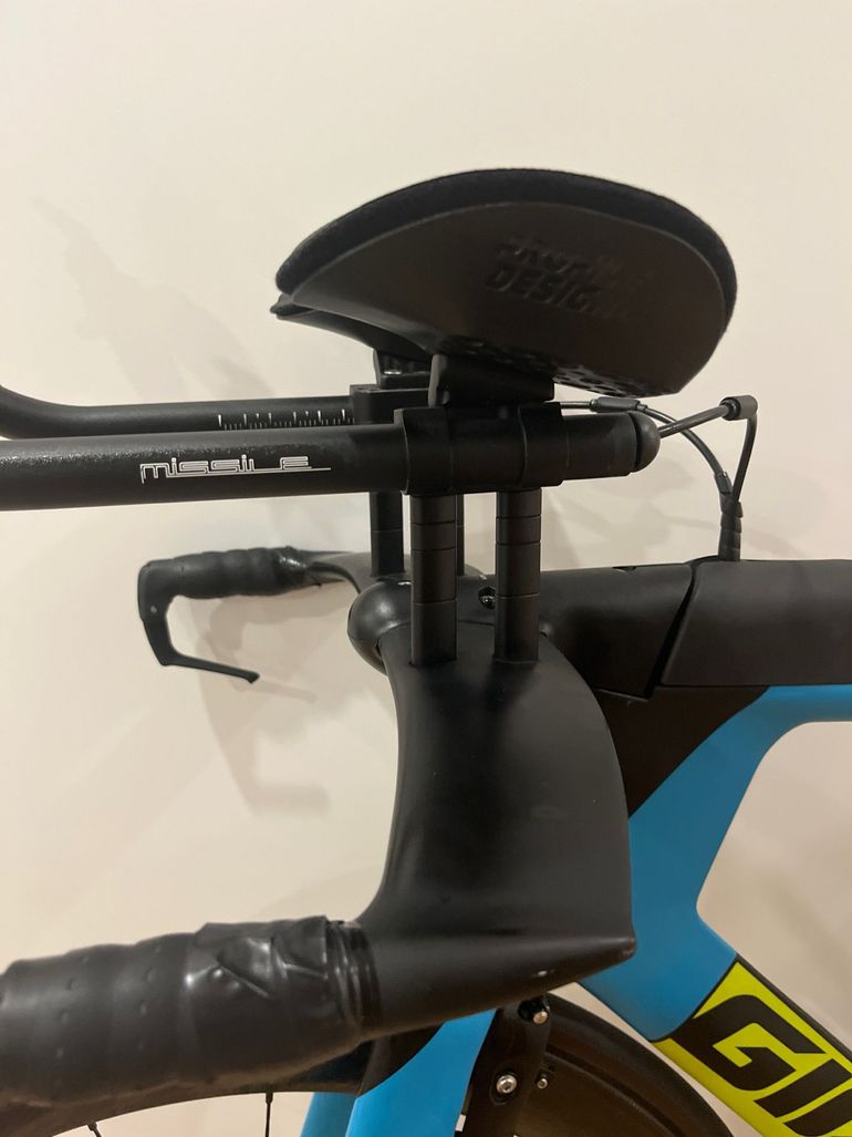 Used Giant Trinity Advanced Pro 2 2017 2017 Road & Gravel, Blue — image 2 of 4