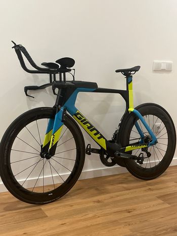 Used Giant Trinity Advanced Pro 2 2017 2017 Road & Gravel, Blue — image 3 of 4