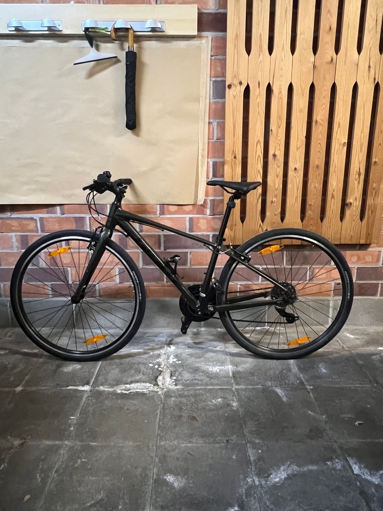 Used Giant Escape Shimano Tourney 2022 Urban, Green — image 2 of 7