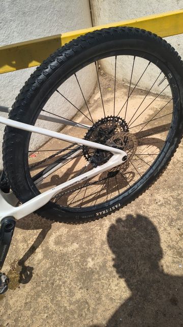 Used Berria BRAVO 6 2024 2024 Mountainbike, White, 29 — image 5 of 6