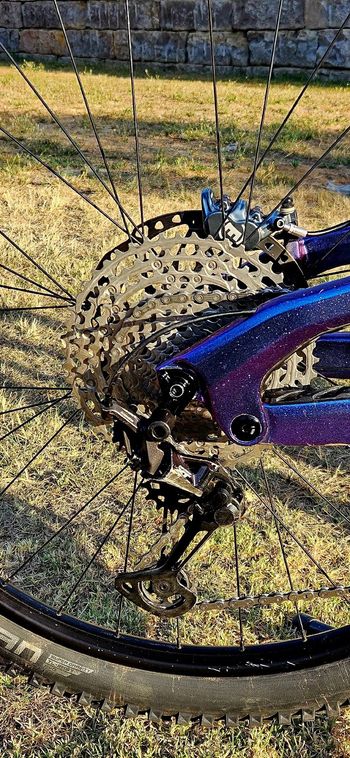 Used Cannondale Jekyll Shimano Deore XT 2024 Mountainbike, Purple — image 5 of 9