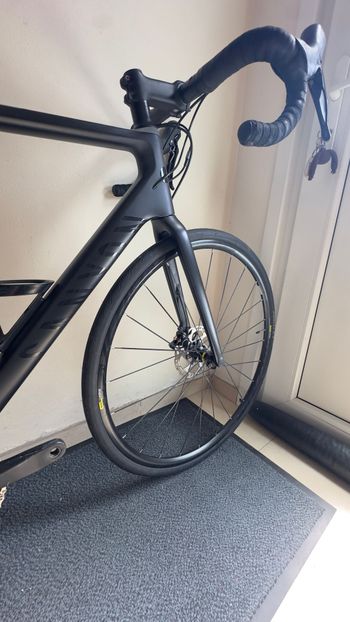 Used Canyon Endurace WMN CF SL Disc 7.0 2019 2019 Road & Gravel, Black — image 3 of 6
