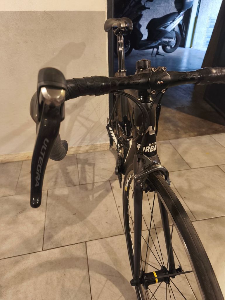 Used Whistle SAUK Ultegra Shimano Ultegra 2019 Road & Gravel, Black — image 1 of 3