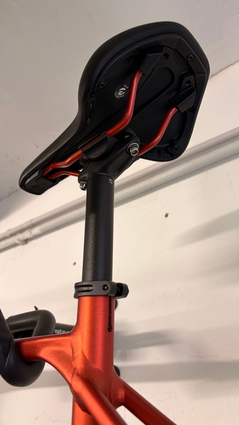 Used CUBE NULANE, PRO FE 2025 2025 Road & Gravel, Red — image 9 of 10