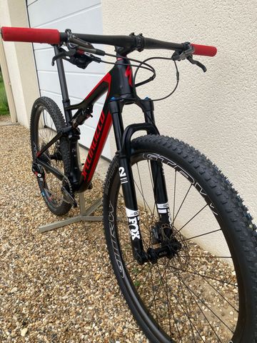 Brugt Specialized Men's Epic Comp Carbon 2018 2018 Mountainbike — billede 3 af 11
