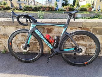 Used Bianchi Oltre Comp 105 Di2 2024 2024 Road & Gravel, Black — image 12 of 12