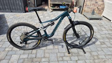Tweedehands Orbea RALLON M20 2024 2024 Mountainbike — afbeelding 2 van 4