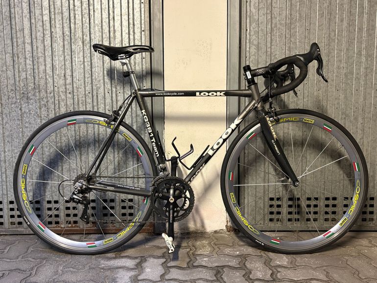 Used Look Look Custom Campagnolo Chorus 2002 Road & Gravel, Black — image 1 of 11