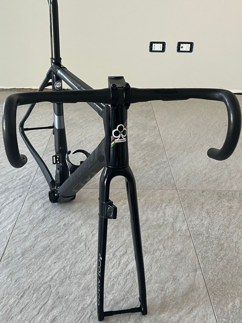 Used Colnago C64 Disc Corsa Pro Bike 2022 Frameset 2022 Road & Gravel, Black — image 2 of 5