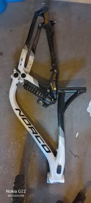 Used Norco Aurum 6.1 2014 Frameset 2014 Mountainbike, Black, 26 — image 5 of 5