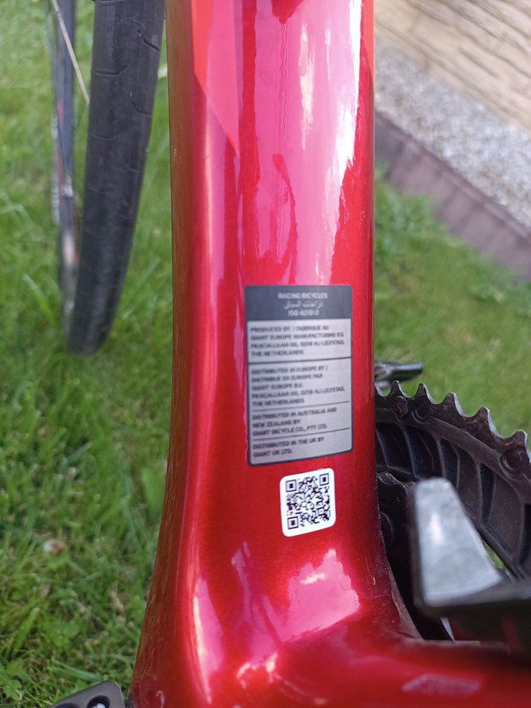 Used Giant TCR Advanced 2 KOM 2020 2020 Road & Gravel, Red — image 9 of 10