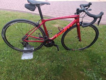 Used Giant TCR Advanced 2 KOM 2020 2020 Road & Gravel, Red — image 2 of 10