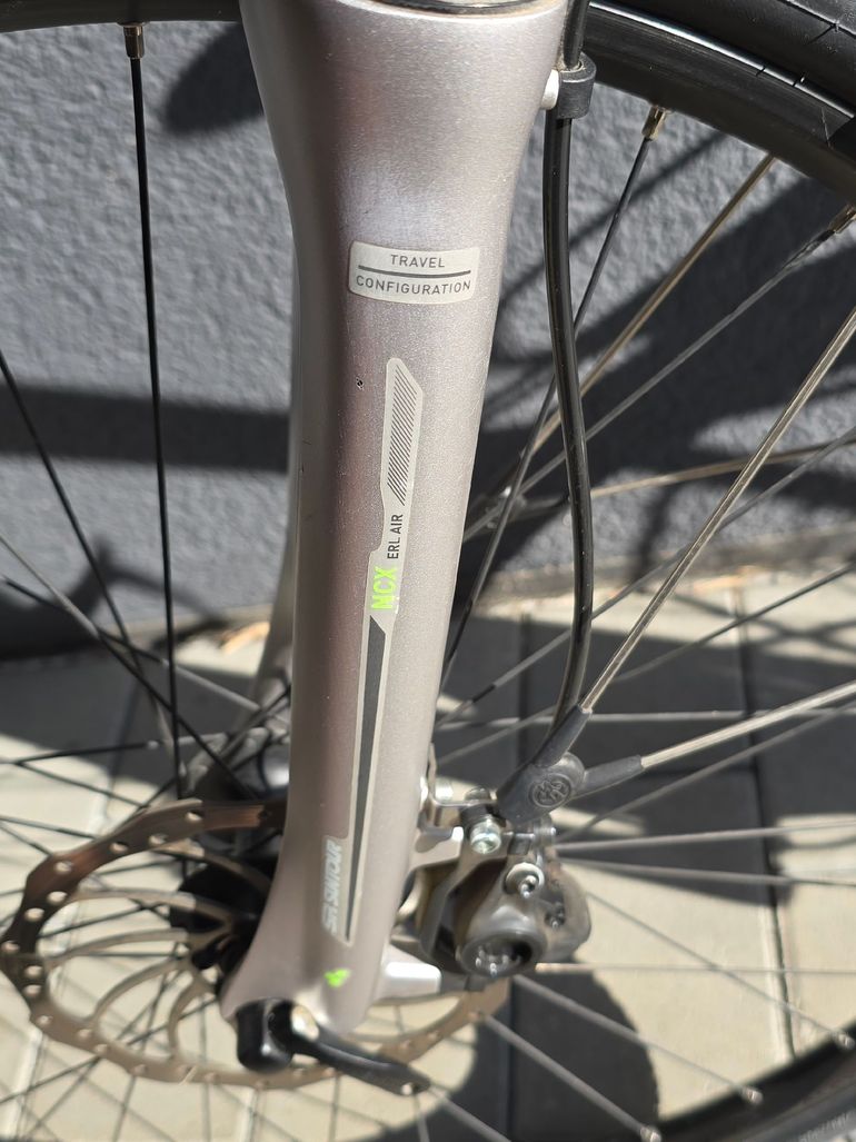 Used CUBE CROSS Pro 2017 2017 Road & Gravel, Light Gray — image 14 of 19