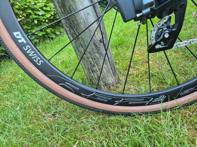 Used 3T Exploro SRAM Rival eTap AXS 2022 Road & Gravel, Green — image 7 of 11