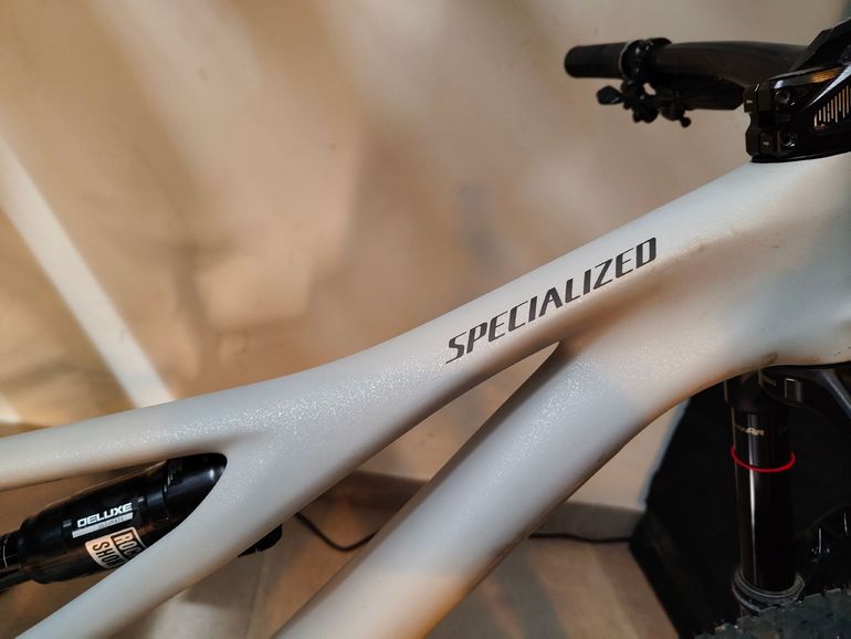 Used Specialized Stumpjumper LTD 2023 2023 Mountainbike, Hellgrau, 29 — image 21 of 25