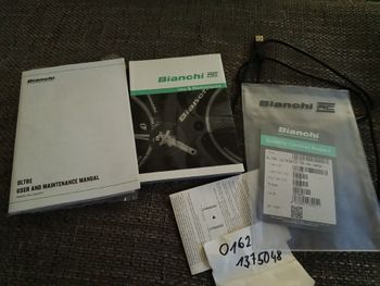 Used Bianchi Oltre Pro Ultegra Di2 2024 2024 Road & Gravel, Light Gray — image 10 of 11