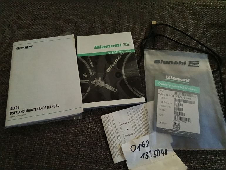 Used Bianchi Oltre Pro Ultegra Di2 2024 2024 Road & Gravel, Light Gray — image 10 of 11