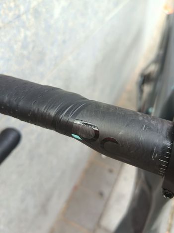 Used Bianchi Oltre Pro Ultegra Di2 2024 2024 Road & Gravel, Light Gray — image 8 of 9