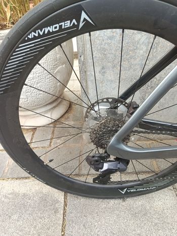 Used Bianchi Oltre Pro Ultegra Di2 2024 2024 Road & Gravel, Light Gray — image 5 of 9