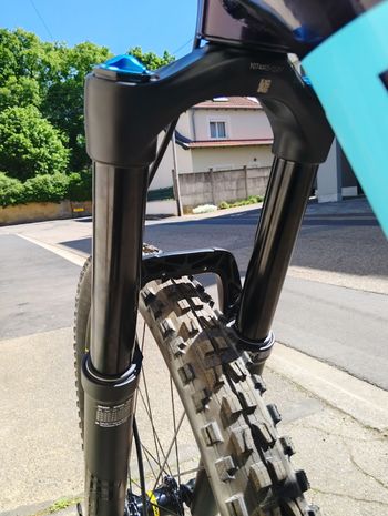 Used Mondraker DUSK R 2024 2024 Mountainbike, Blue — image 10 of 20