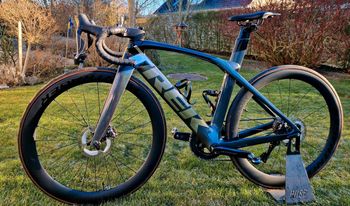 Used Trek TREK MADONE SLR 7 GEN 6 2022 Road & Gravel, Light Gray — image 3 of 20