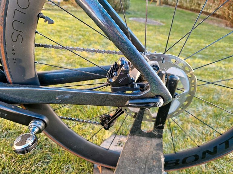 Used Trek TREK MADONE SLR 7 GEN 6 2022 Road & Gravel, Light Gray — image 6 of 20