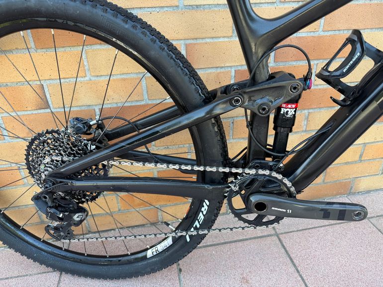 Used Trek Top Fuel 9.8 SL 2019 2019 Mountainbike, Black, 27.5 — image 3 of 14