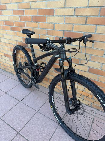Used Trek Top Fuel 9.8 SL 2019 2019 Mountainbike, Black, 27.5 — image 8 of 14