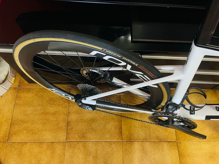 Used BMC Teammachine SLR 01 TEAM P2P 2022 Frameset 2022 Road & Gravel, White — image 4 of 4