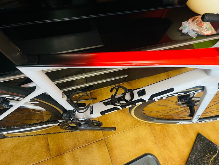 Used BMC Teammachine SLR 01 TEAM P2P 2022 Frameset 2022 Road & Gravel, White — image 2 of 4