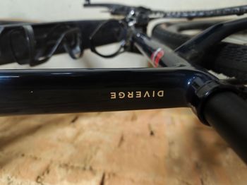 Used Specialized Diverge Comp Carbon 2024 2024 Road & Gravel, Blue — image 2 of 10
