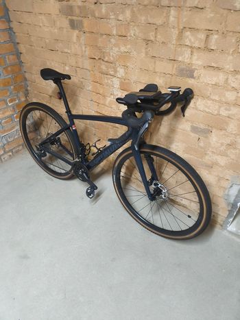Used Specialized Diverge Comp Carbon 2024 2024 Road & Gravel, Blue — image 3 of 10