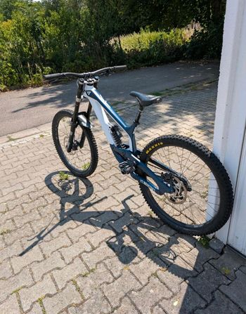 Used YT Industries TUES 27 AL Base 2019 2019 Mountainbike, White, 27.5 — image 4 of 10