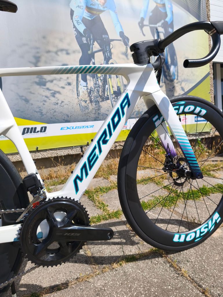 Used Merida REACTO 5000 2027 2027 Road & Gravel, White — image 6 of 7