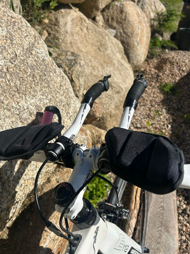 Used Argon 18 Argon 18 Custom Campagnolo Record 2012 Road & Gravel, White — image 5 of 7