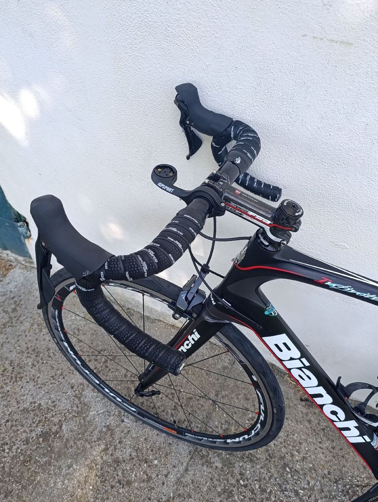 Used Bianchi Infinito CV Ultegra Compact 2014 2014 Road & Gravel, Schwarz — image 4 of 6