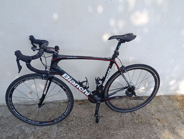 Used Bianchi Infinito CV Ultegra Compact 2014 2014 Road & Gravel, Schwarz — image 3 of 6