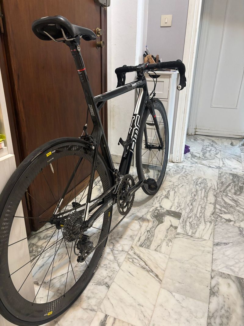 Used BMC teammachine SLR01 2017 2017 Road & Gravel, Black — image 3 of 3